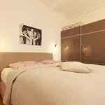 P42 Room22 Kollwitzkiez Lägenhet *