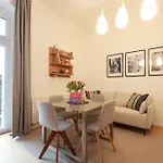 P42 Room22 Kollwitzkiez ベルリン