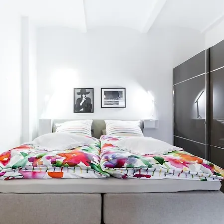 P42 Room22 Kollwitzkiez Apartman Berlin