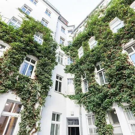 P42 Room22 Kollwitzkiez