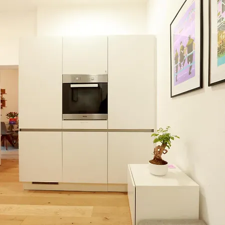 P42 Room22 Kollwitzkiez *