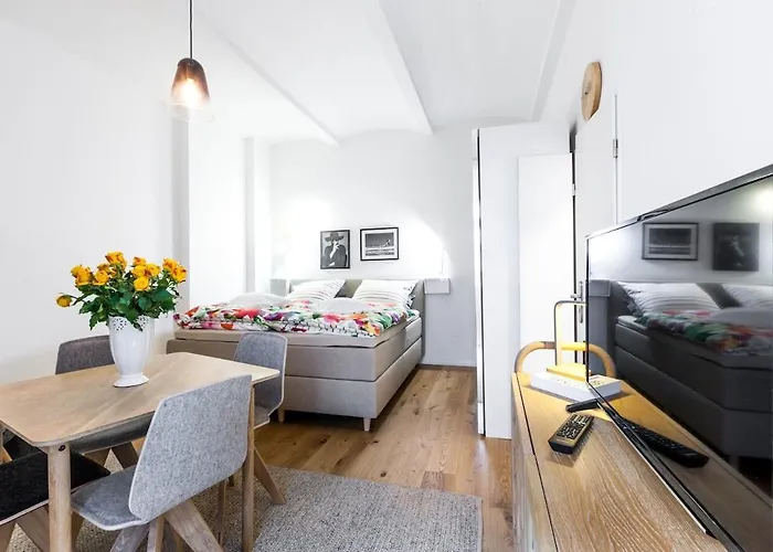 P42 Room22 Kollwitzkiez *