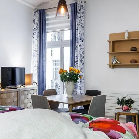 P42 Room22 Kollwitzkiez * 柏林